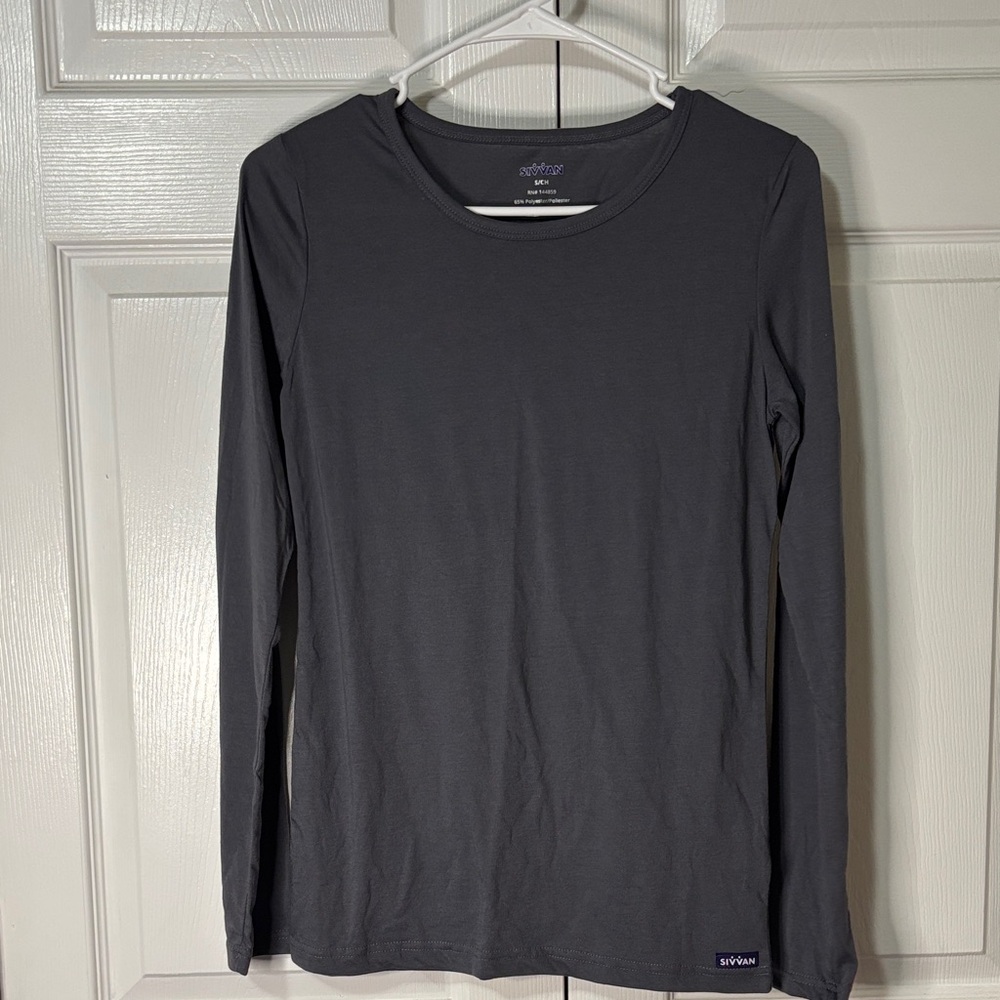 Sivvan Charcoal Long Sleeve Tee Sz Small NWT